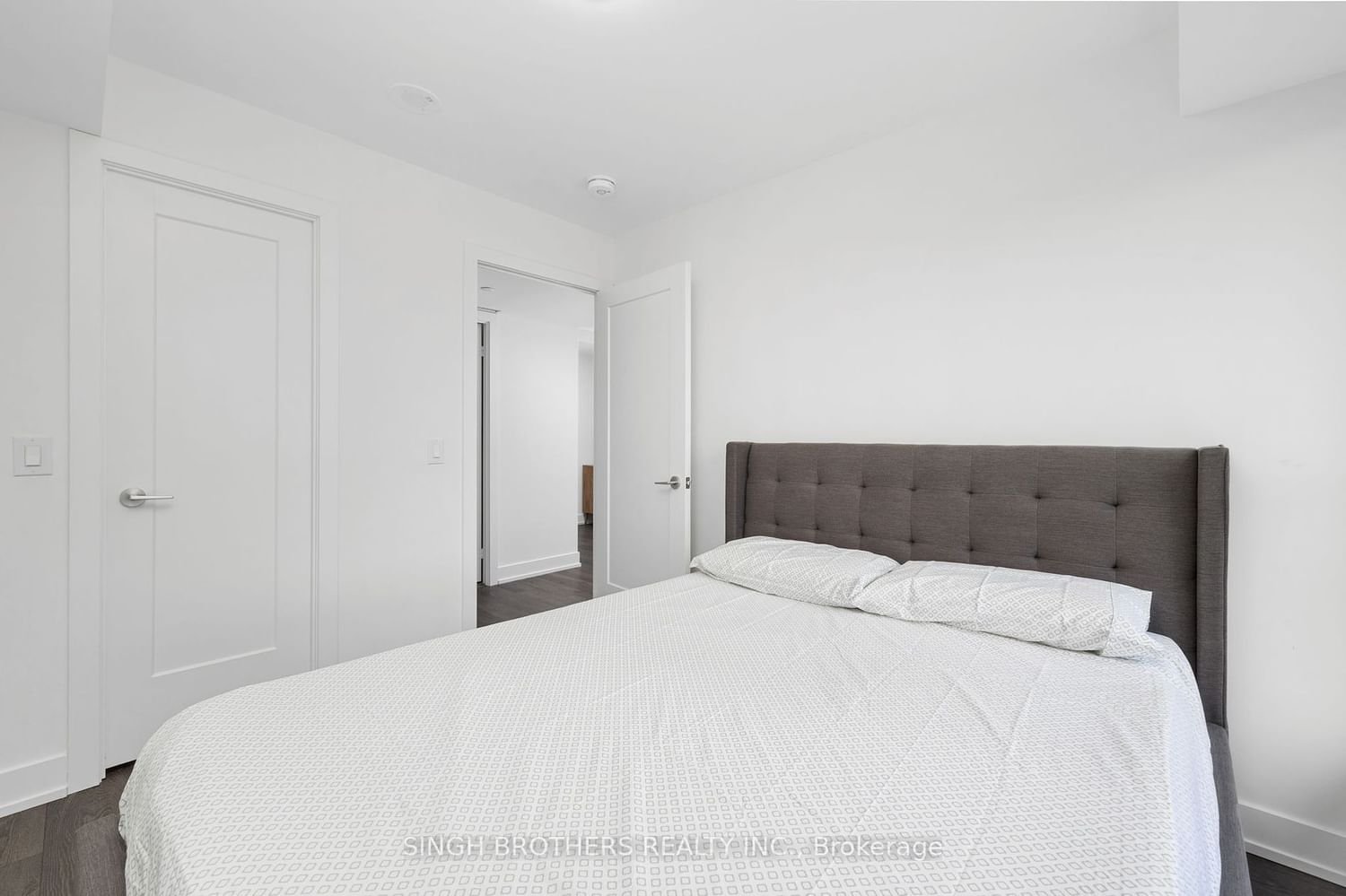 5 Mabelle Ave, unit 1134 for sale - image #15