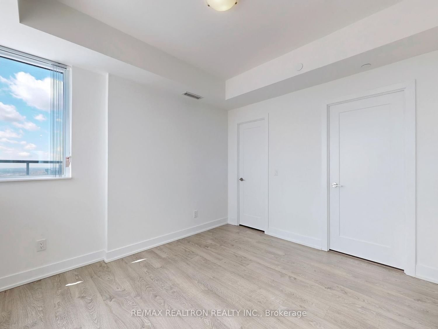 7 Mabelle Ave, unit 3808 for sale - image #25