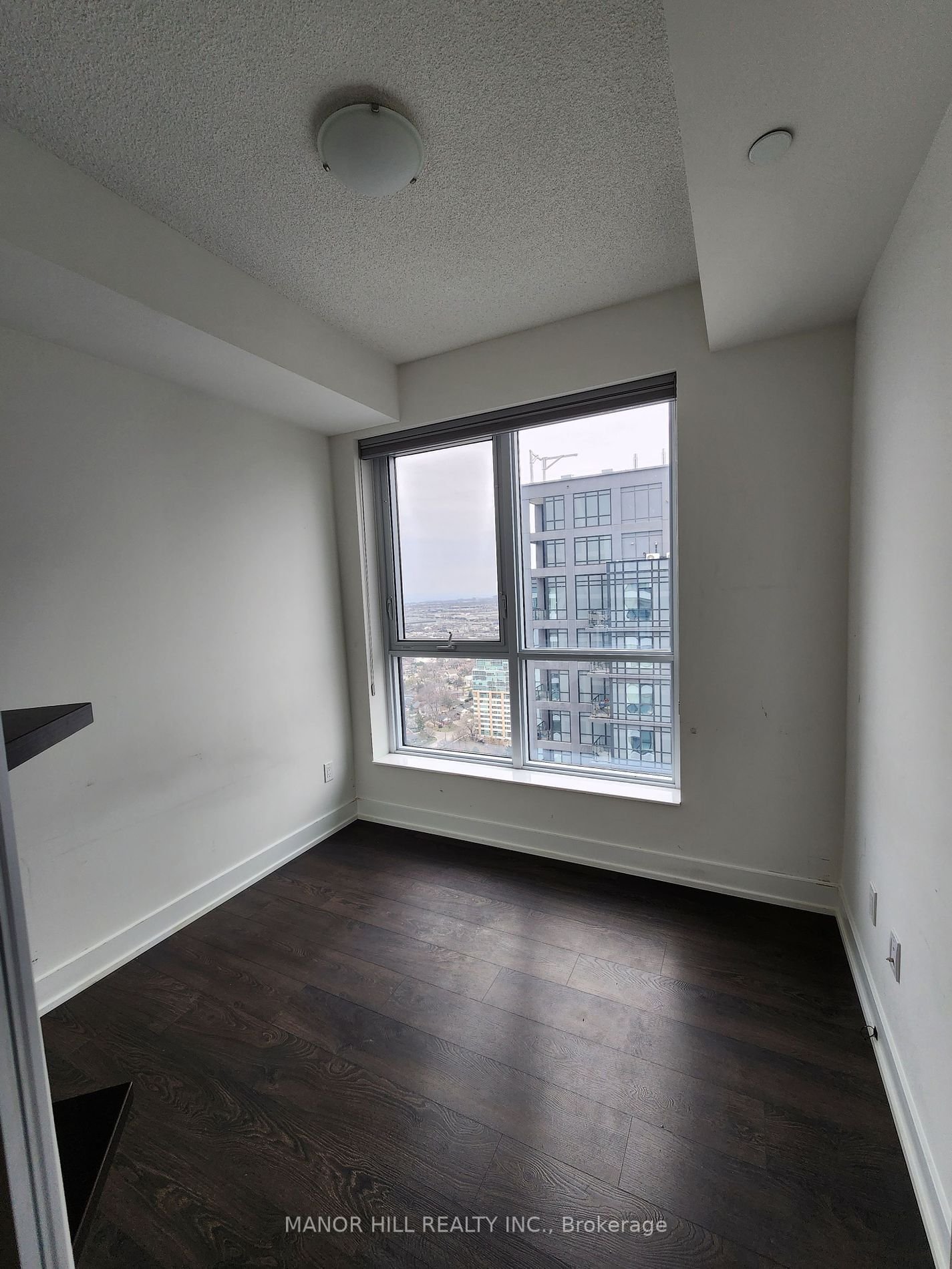 7 Mabelle Ave, unit 3502 for rent - image #6