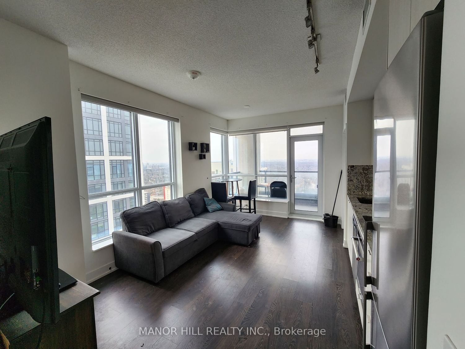 7 Mabelle Ave, unit 3502 for rent - image #7
