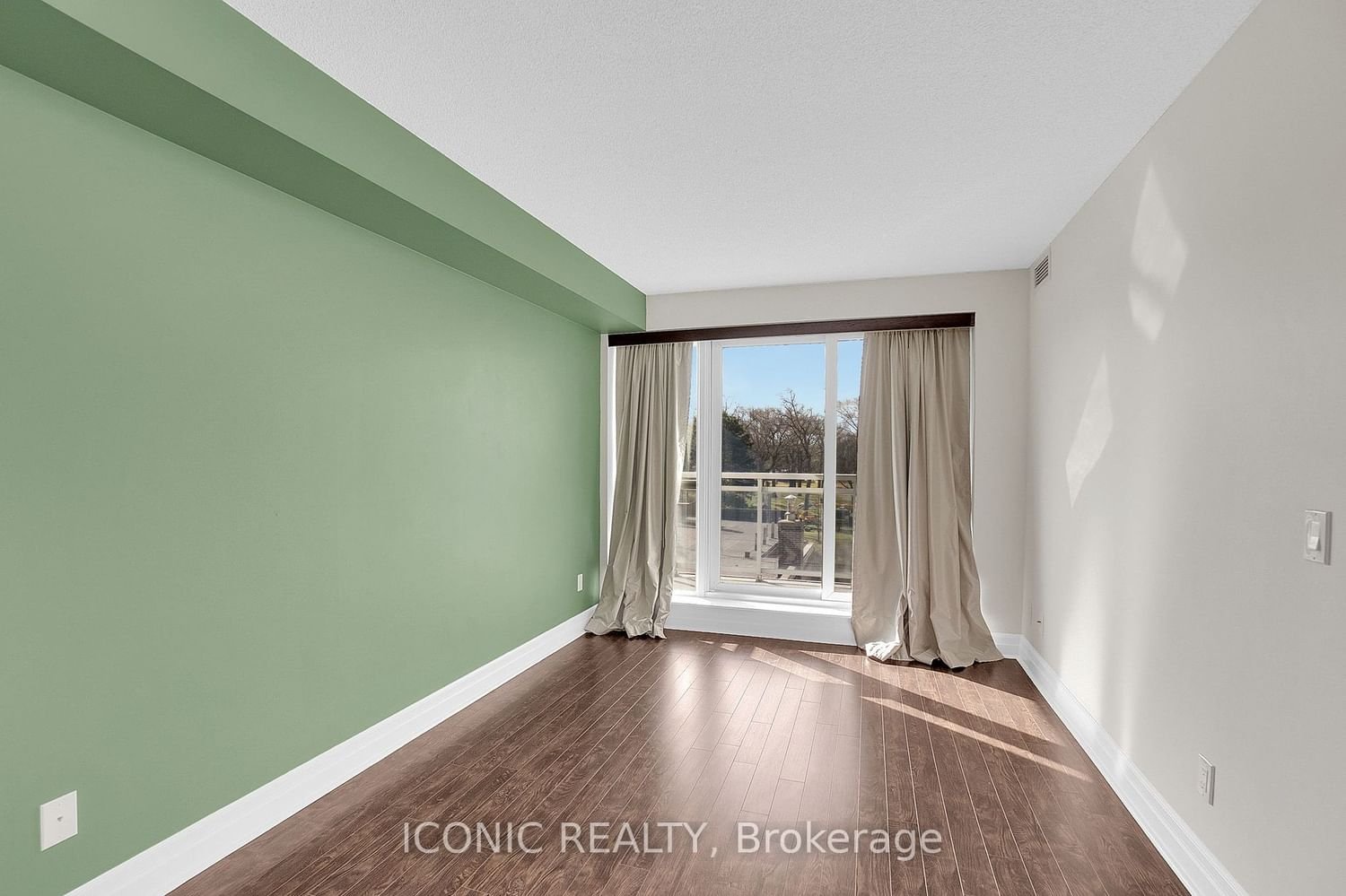 20 Gothic Ave, unit 308 for rent - image #21