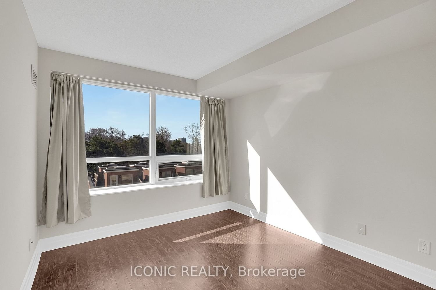 20 Gothic Ave, unit 308 for rent - image #24