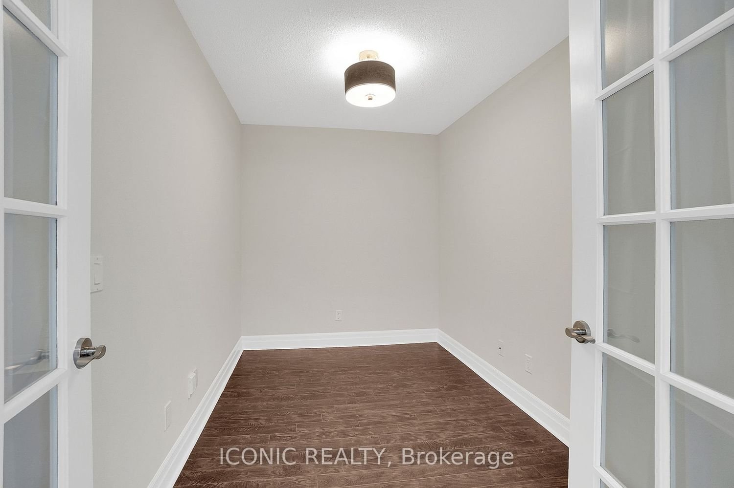 20 Gothic Ave, unit 308 for rent - image #9