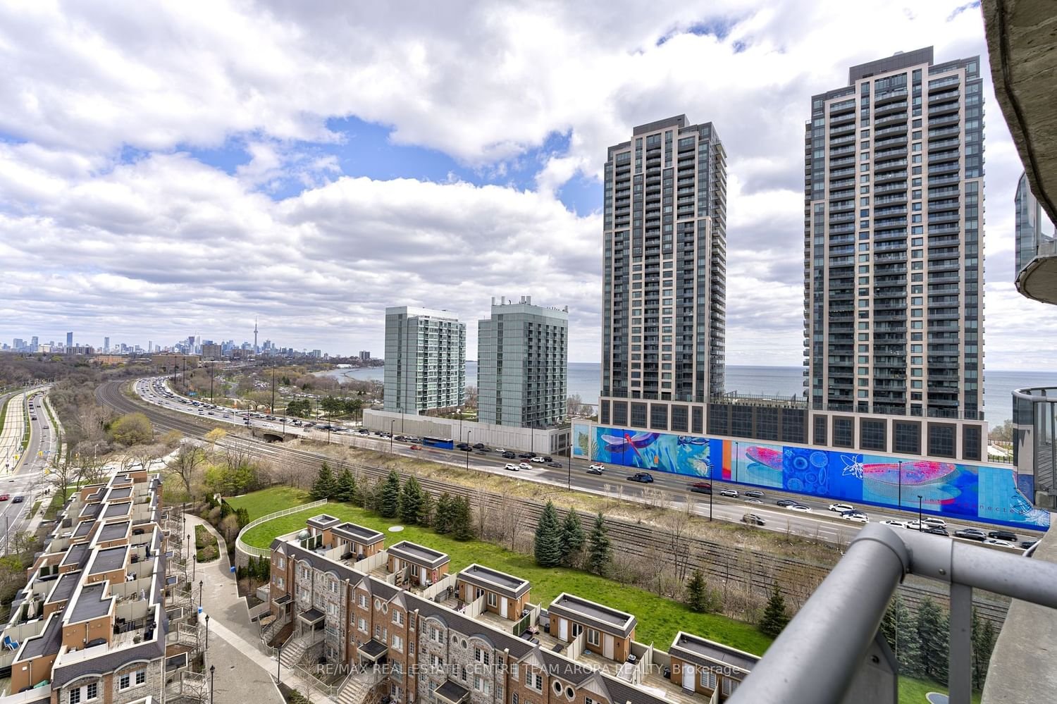 15 Windermere Ave, unit 1406 for sale - image #28