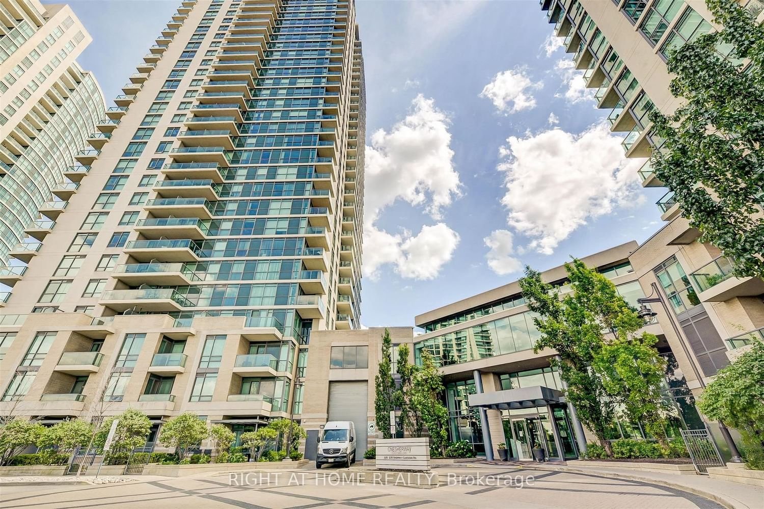 235 Sherway Gardens Rd, unit 808 for sale - image #1