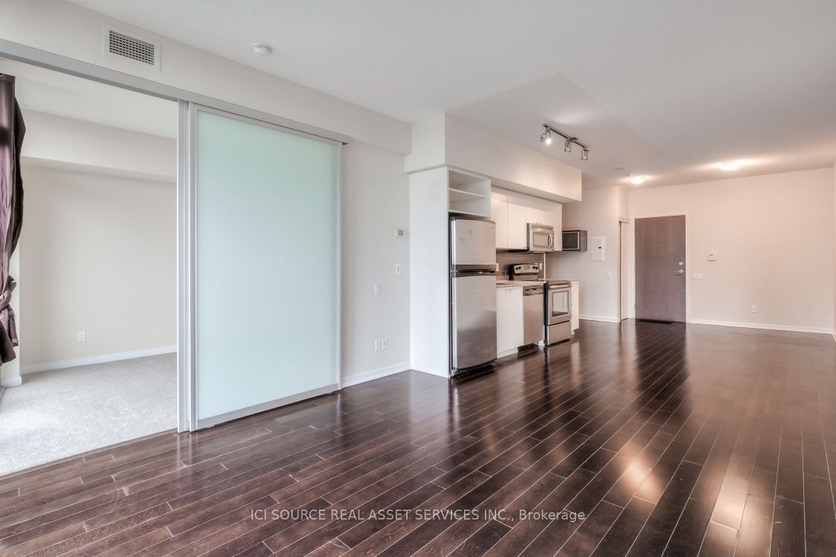 103 The Queensway, unit 1115 for rent - image #3