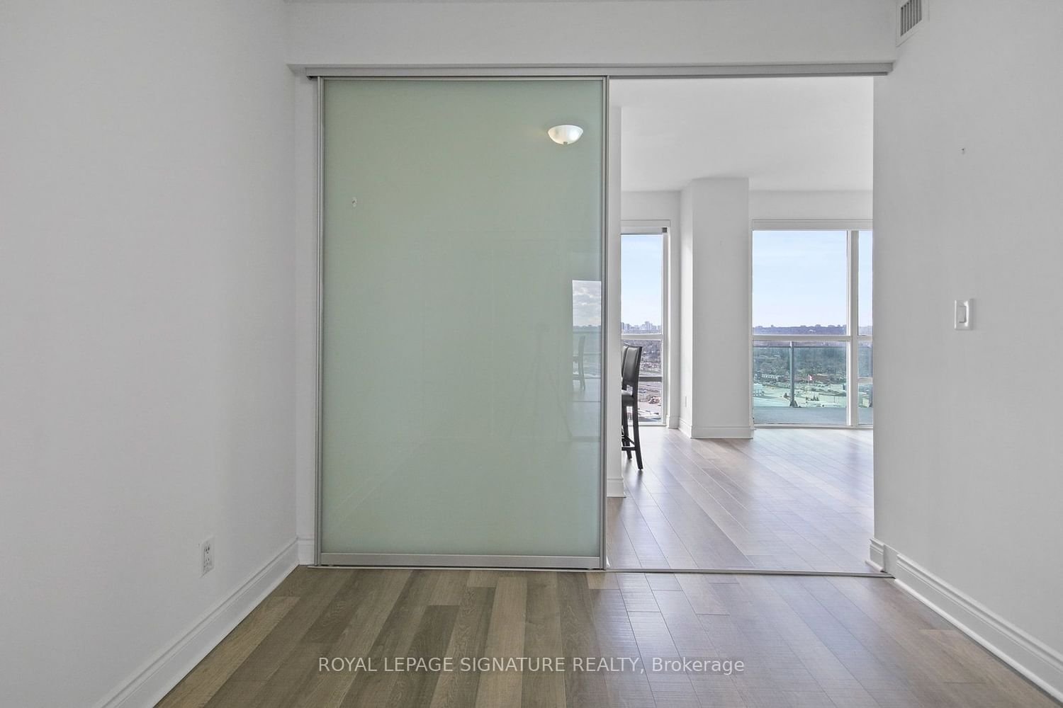 16 Brookers Lane, unit 2203 for rent - image #17