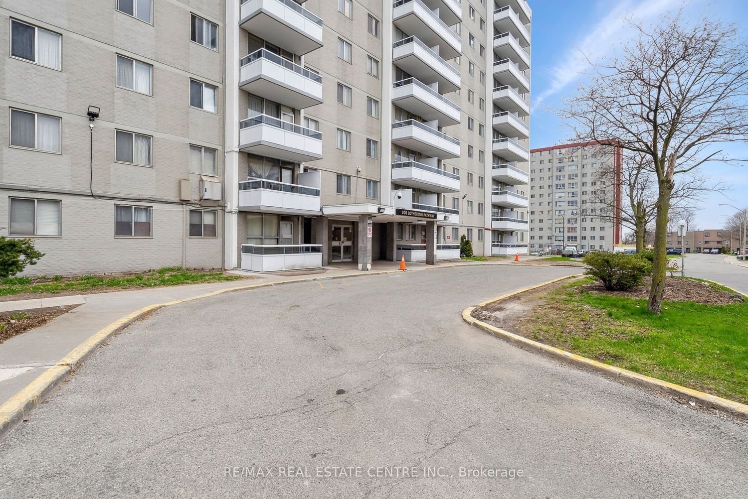 200 Lotherton Ptwy N, unit 711 for sale - image #2