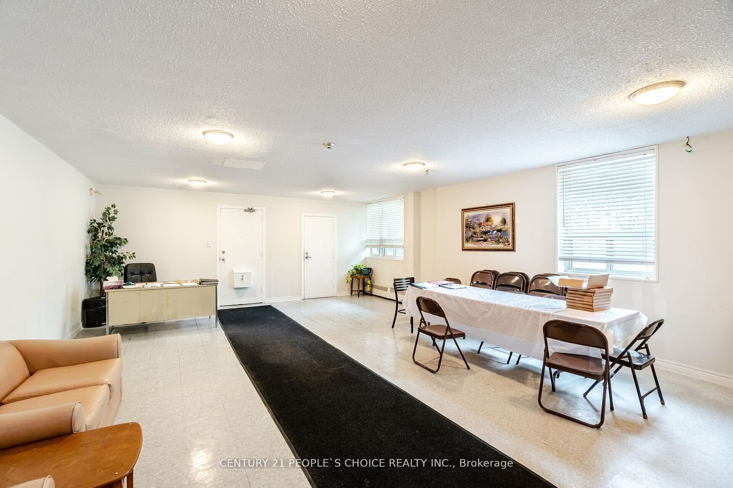 3065 Queen Frederica Dr, unit 205 for rent - image #36