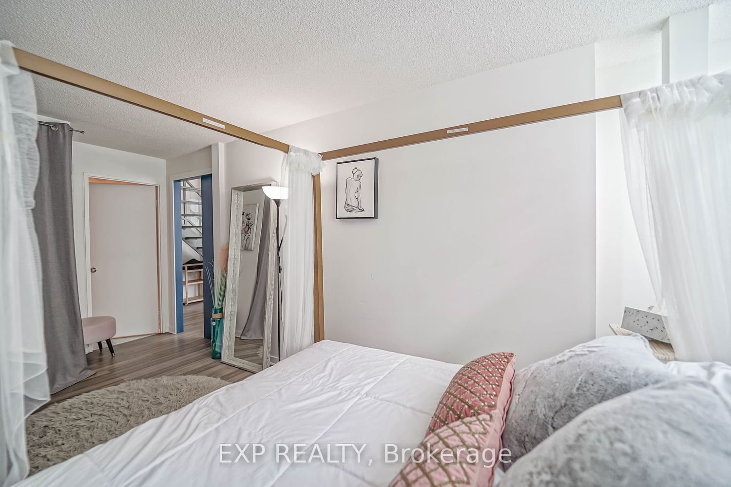 300 Manitoba St, unit 217 for rent - image #18