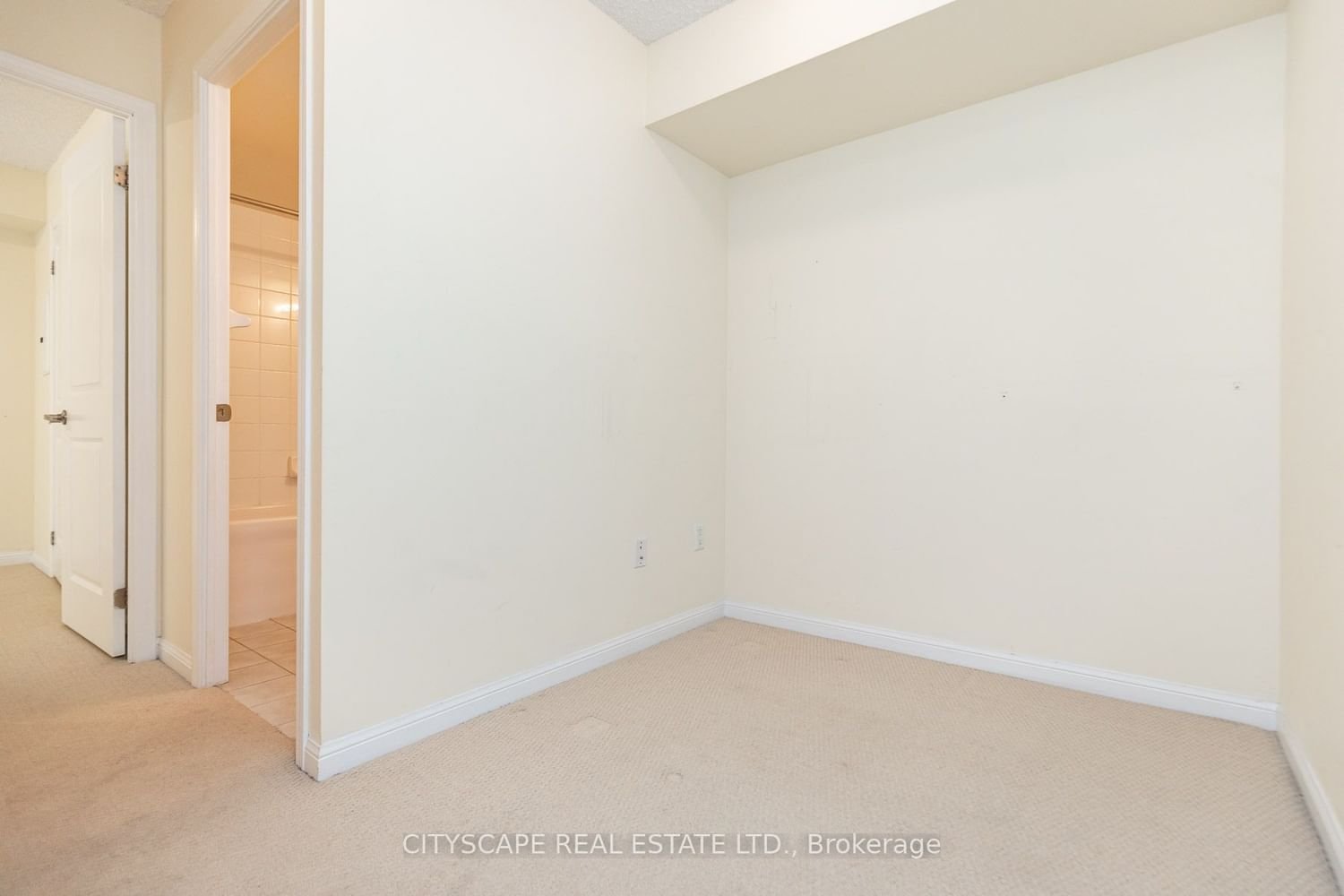 9 Foundry Ave, unit 116 for rent - image #18