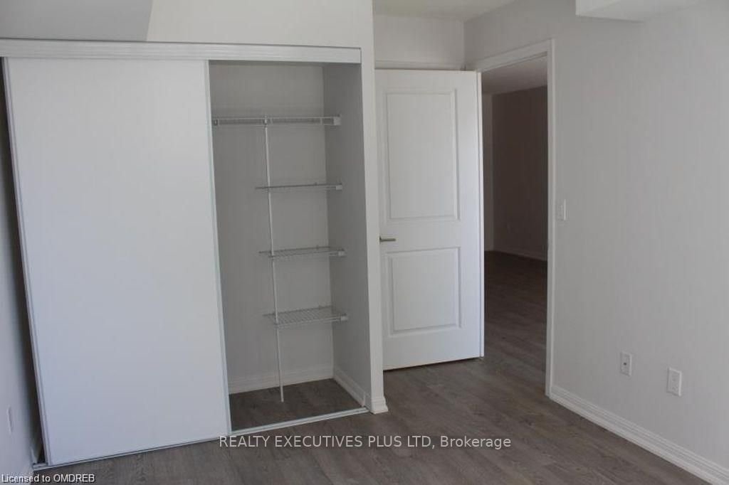 85 East Liberty St, unit #914 for rent - image #6