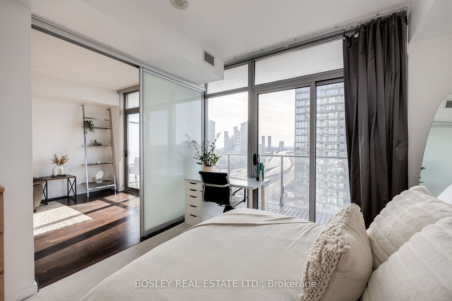 103 The Queensway, unit 1808 for sale - image #13