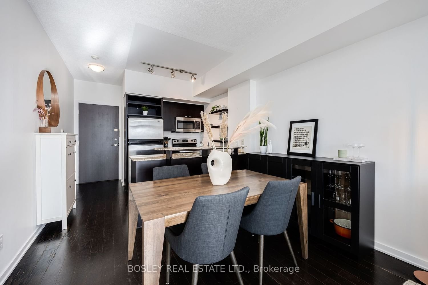 103 The Queensway, unit 1808 for sale - image #7