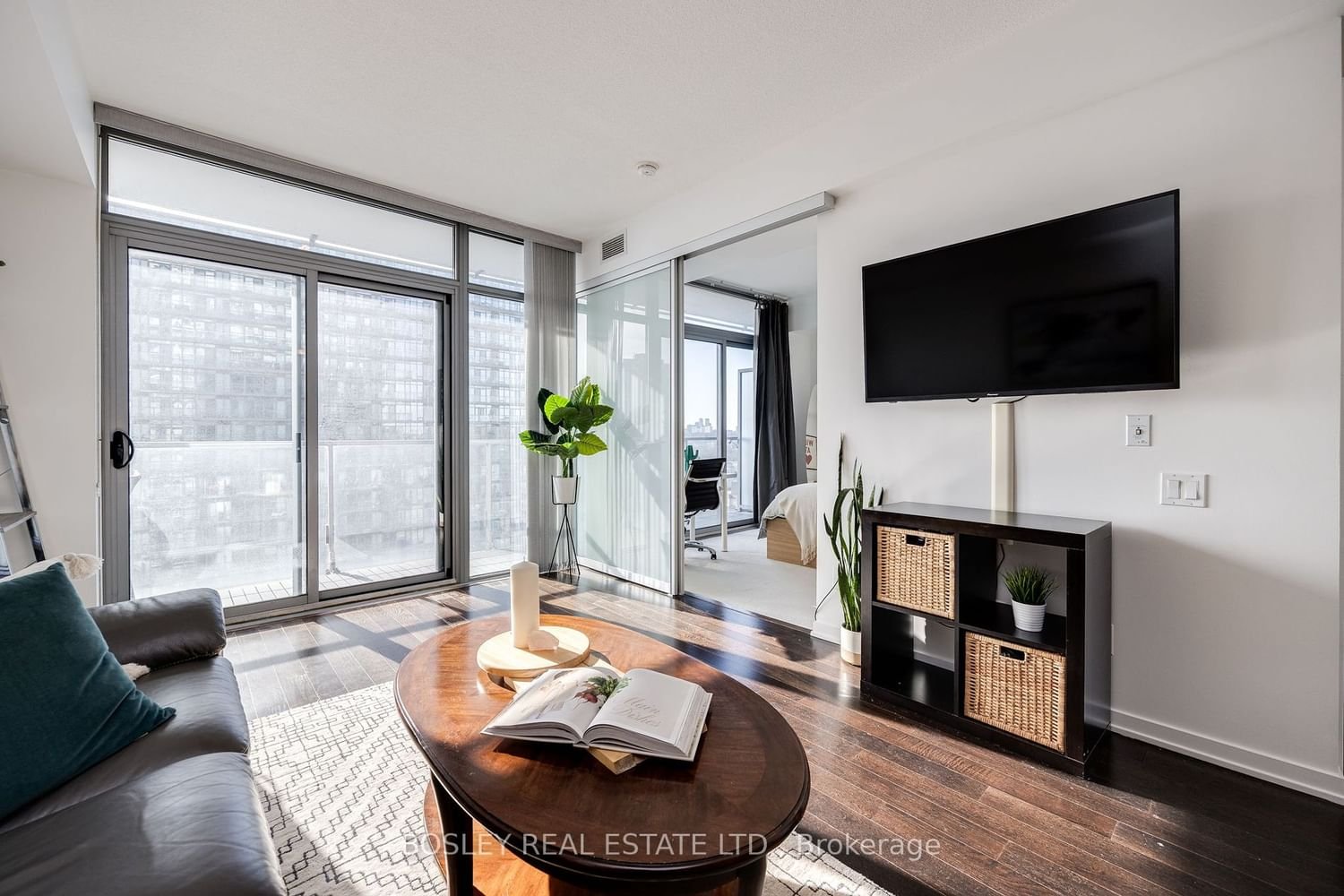 103 The Queensway, unit 1808 for sale - image #8