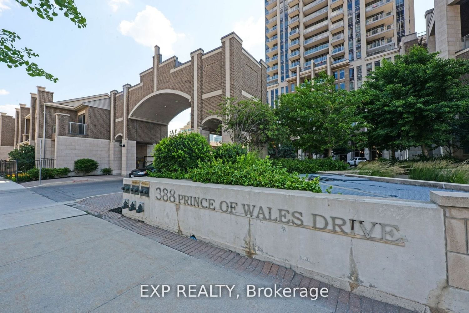 388 Prince Of Wales Dr, unit 410 for rent - image #2