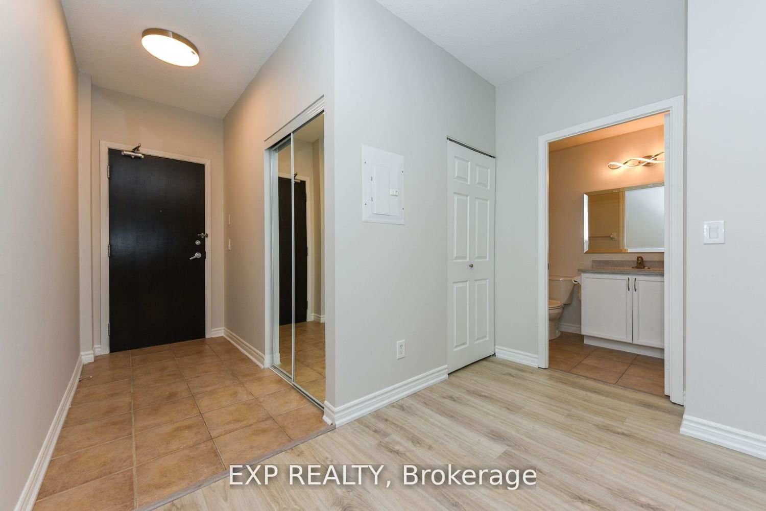 388 Prince Of Wales Dr, unit 410 for rent - image #9