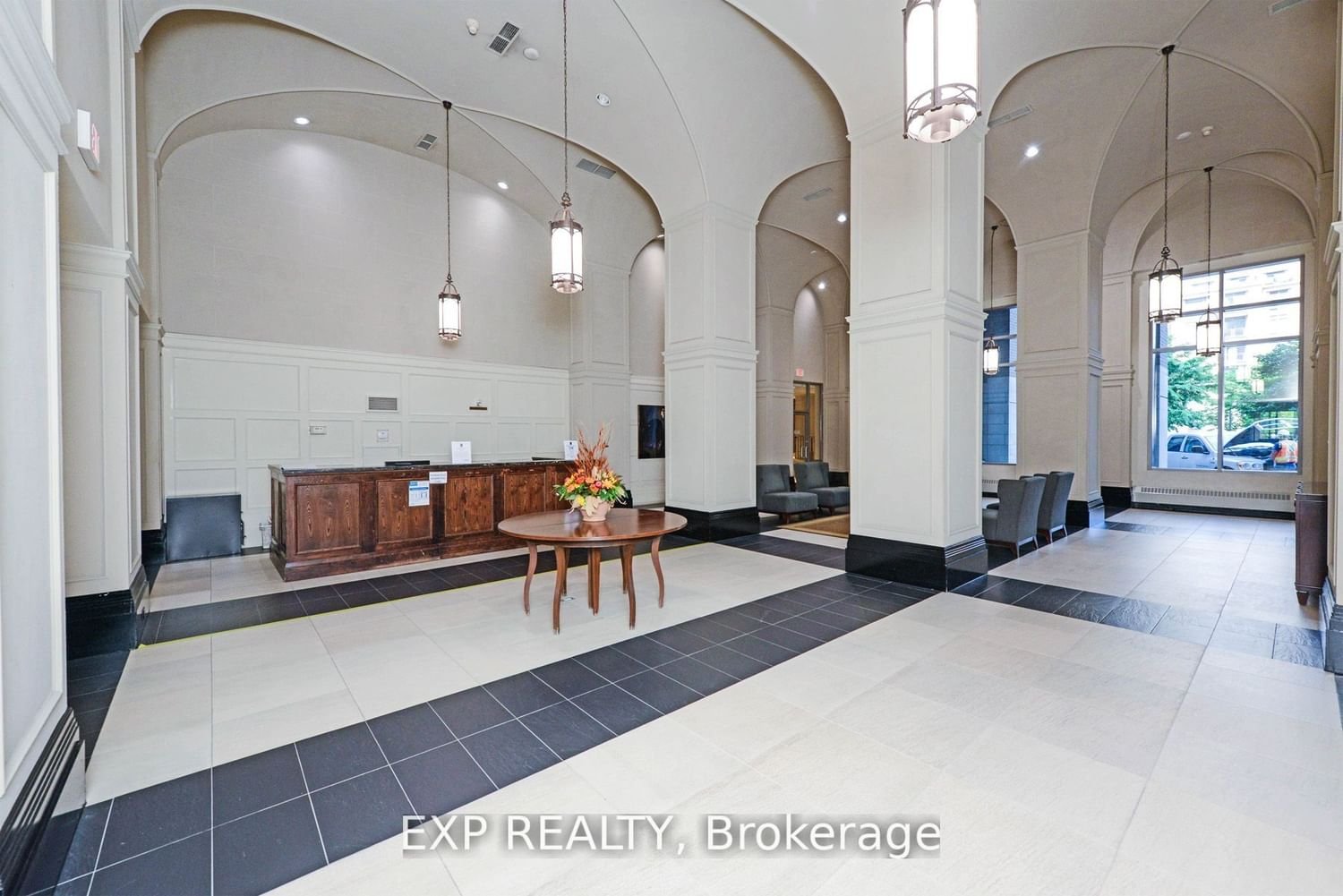 388 Prince Of Wales Dr, unit 410 for sale - image #4