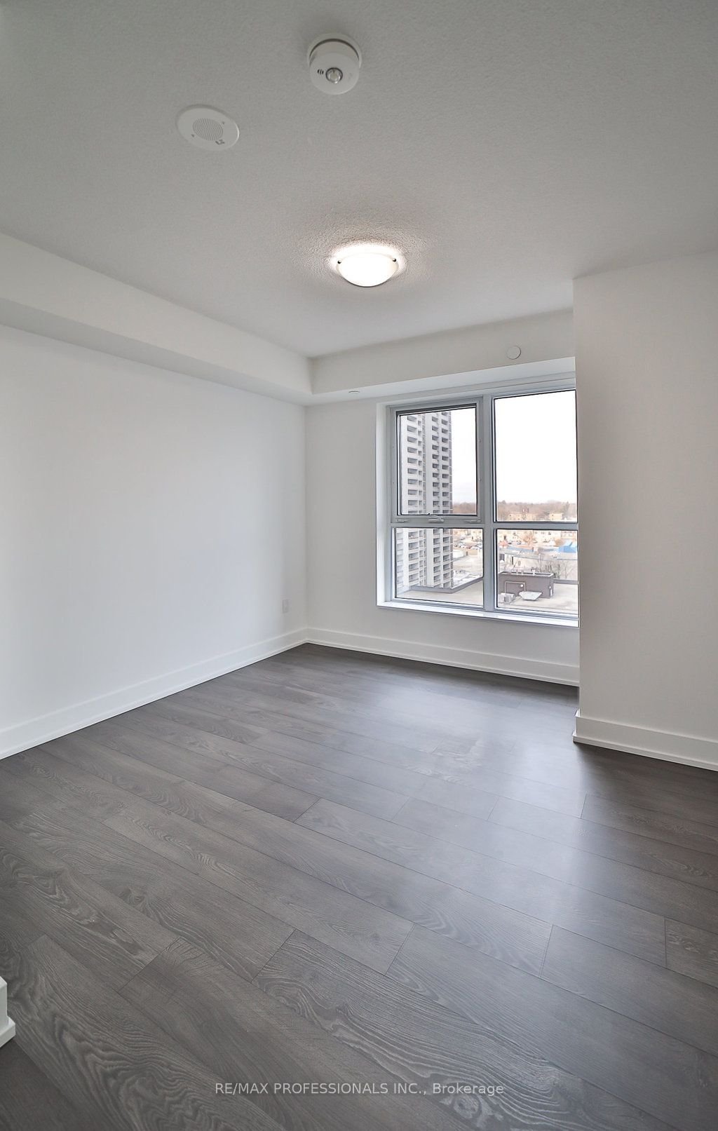 7 Mabelle Ave, unit 803 for sale - image #11