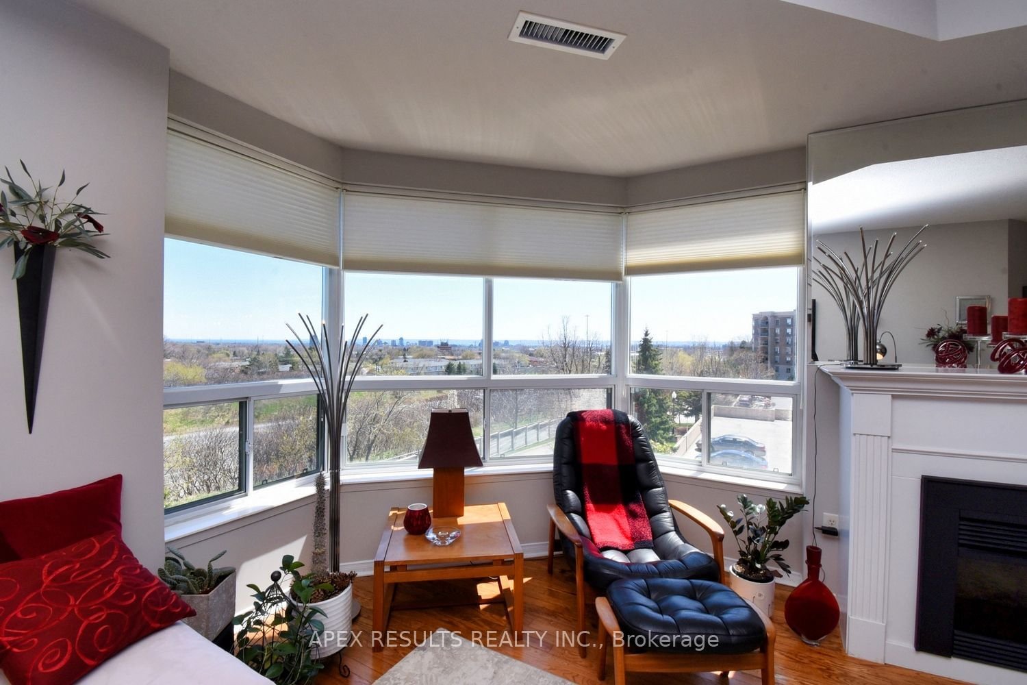 2075 Amherst Heights Dr, unit 317 for sale - image #10