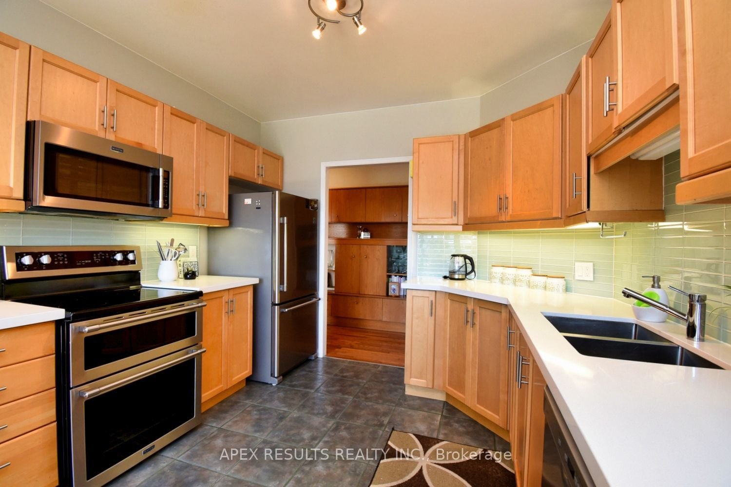 2075 Amherst Heights Dr, unit 317 for sale - image #21
