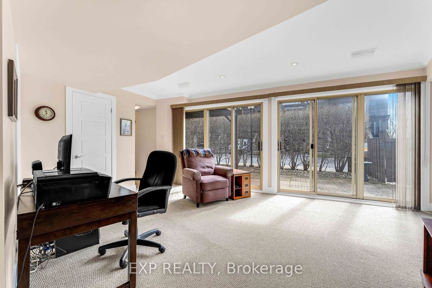 1120 Queens Ave, unit 24 for sale - image #32