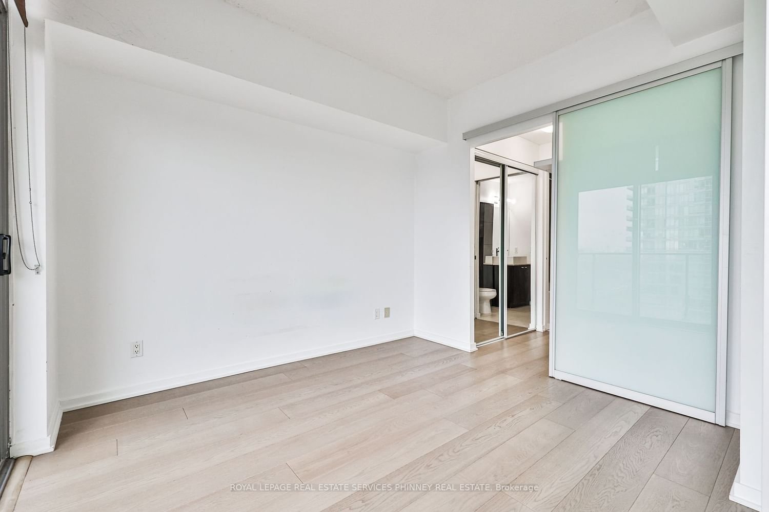 103 The Queensway, unit 1416 for rent - image #11