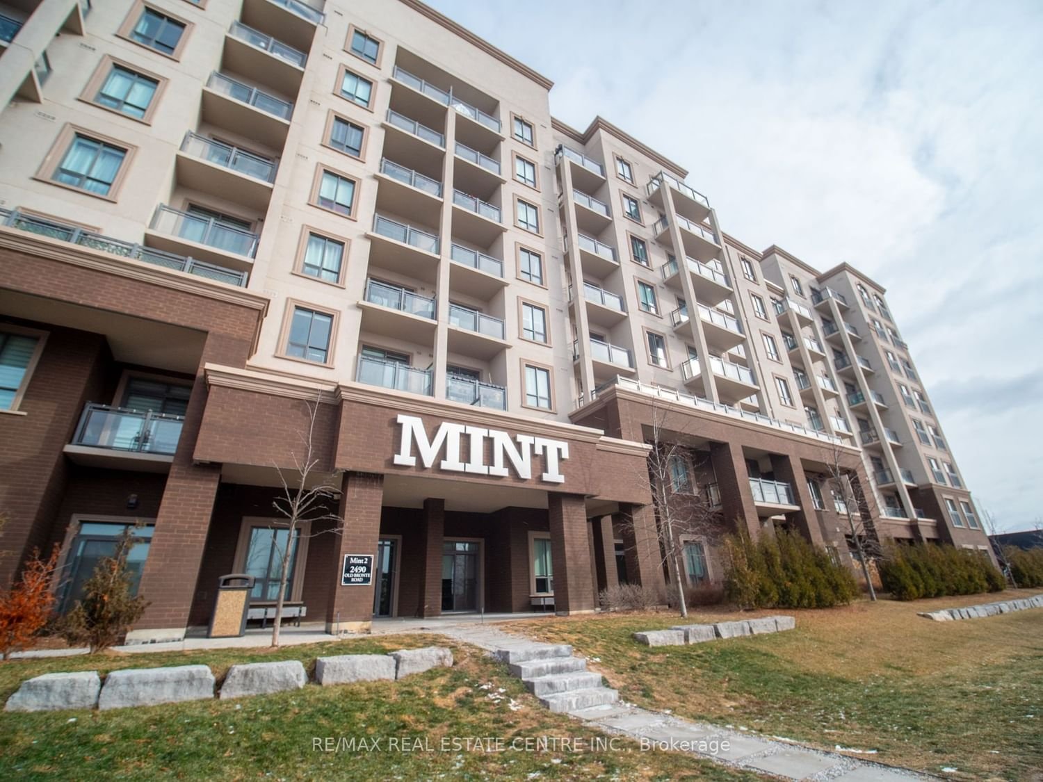 2490 Old Bronte Rd, unit 102 for sale - image #33