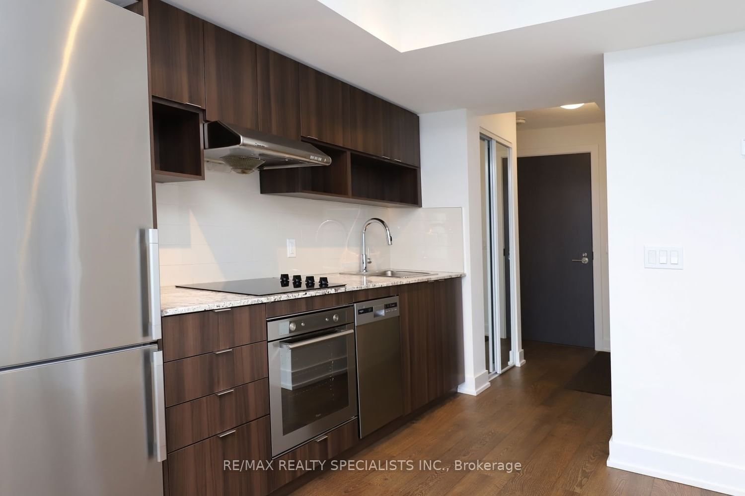 7 Mabelle Ave, unit 1505 for rent - image #9