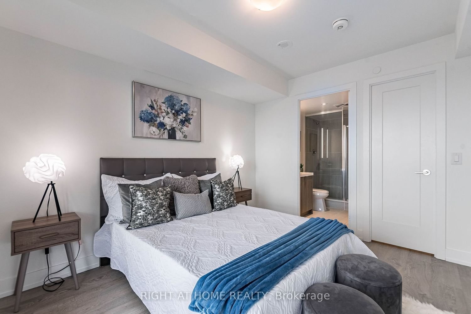 5 Mabelle Ave, unit 1236 for sale - image #13