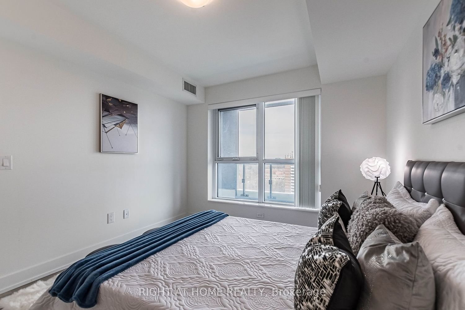 5 Mabelle Ave, unit 1236 for sale - image #14