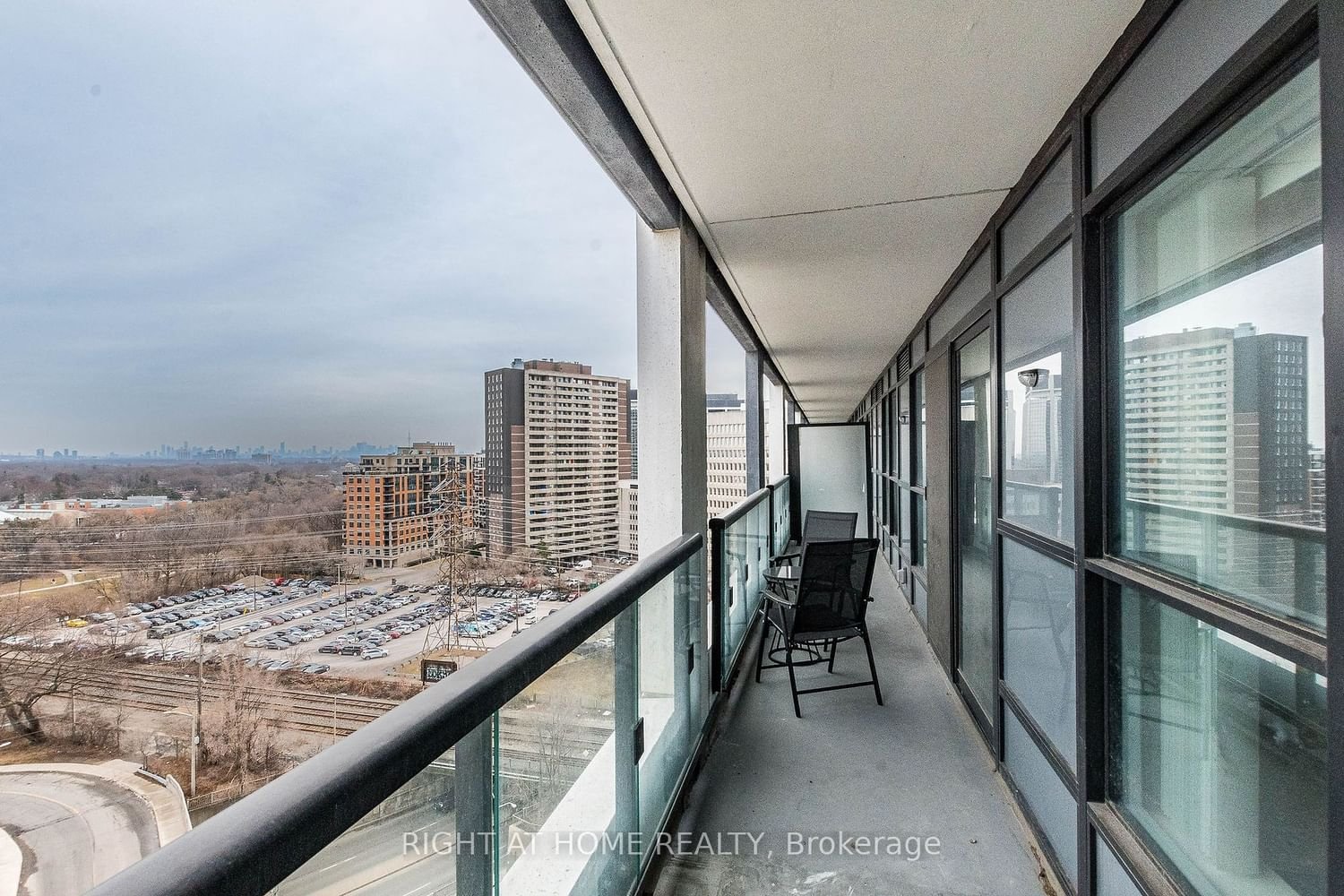 5 Mabelle Ave, unit 1236 for sale - image #20