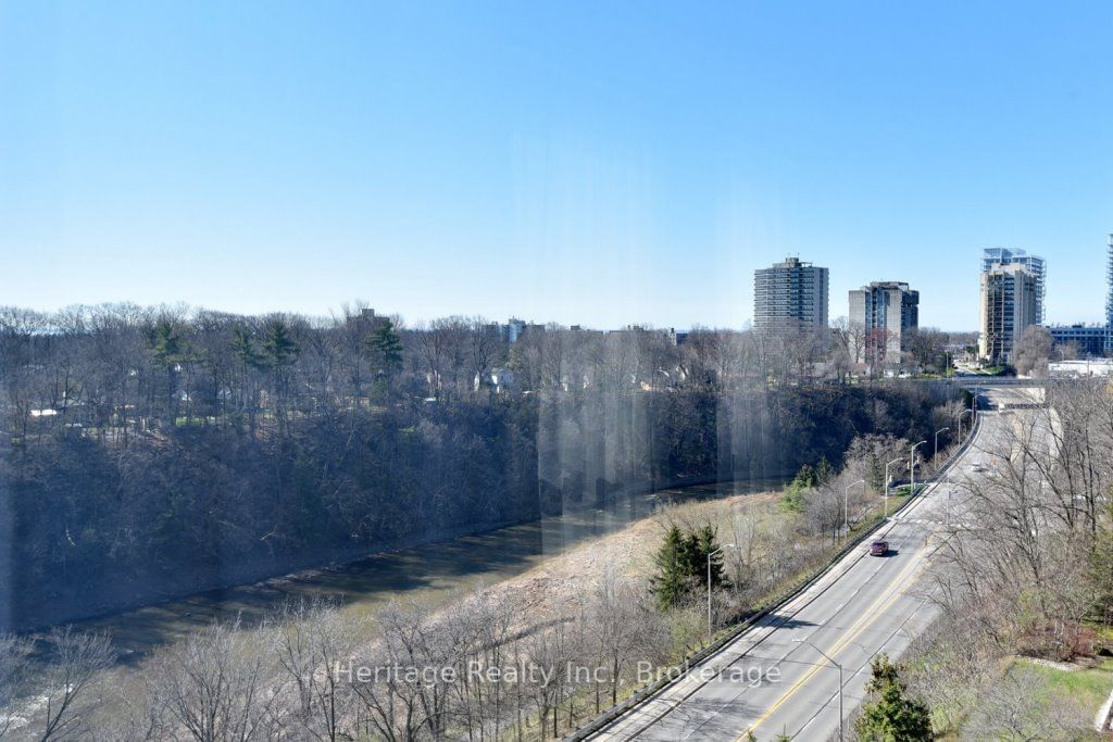 60 Old Mill Rd, unit 603 for sale - image #7