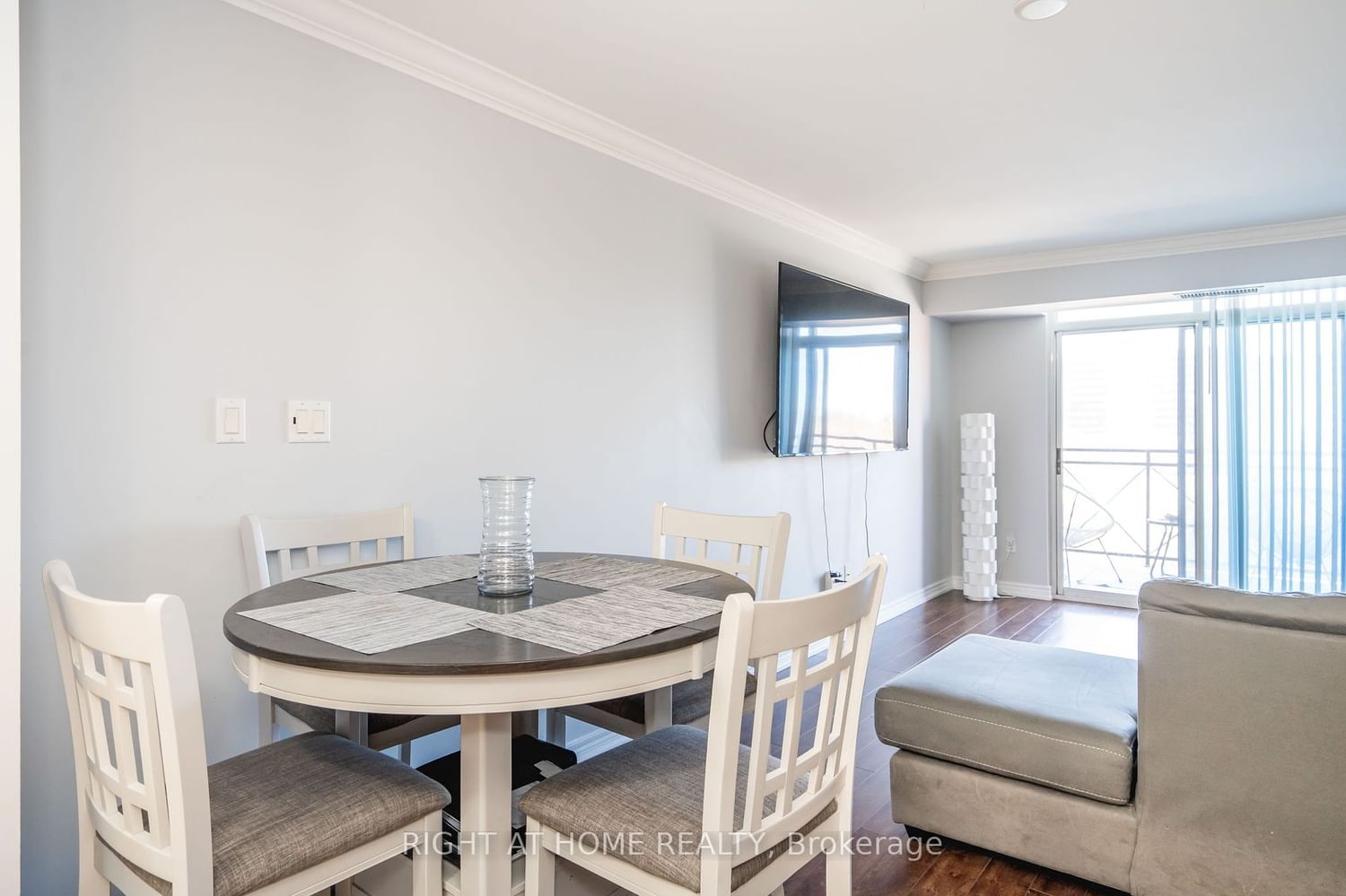 2772 Keele St, unit 402 for sale - image #12