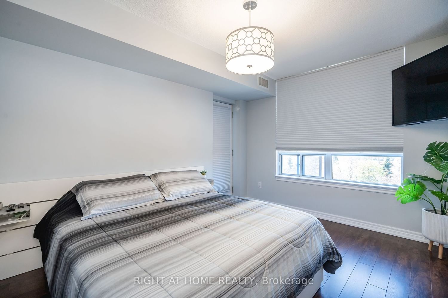 2772 Keele St, unit 402 for sale - image #19