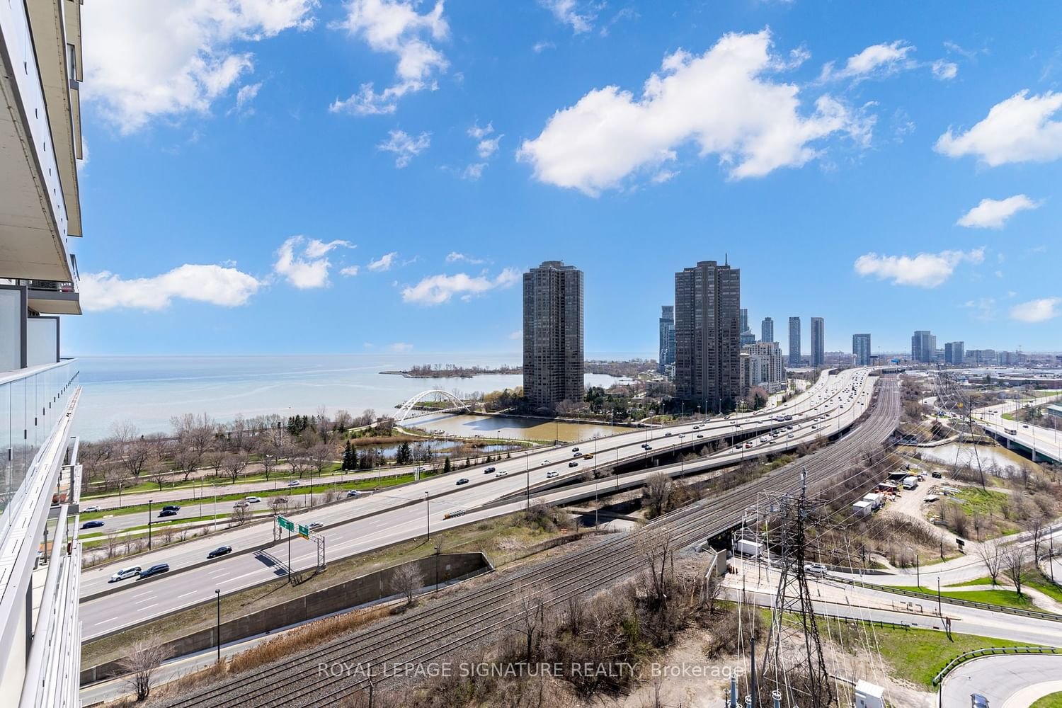 105 The Queensway Ave, unit 1706 for sale - image #2