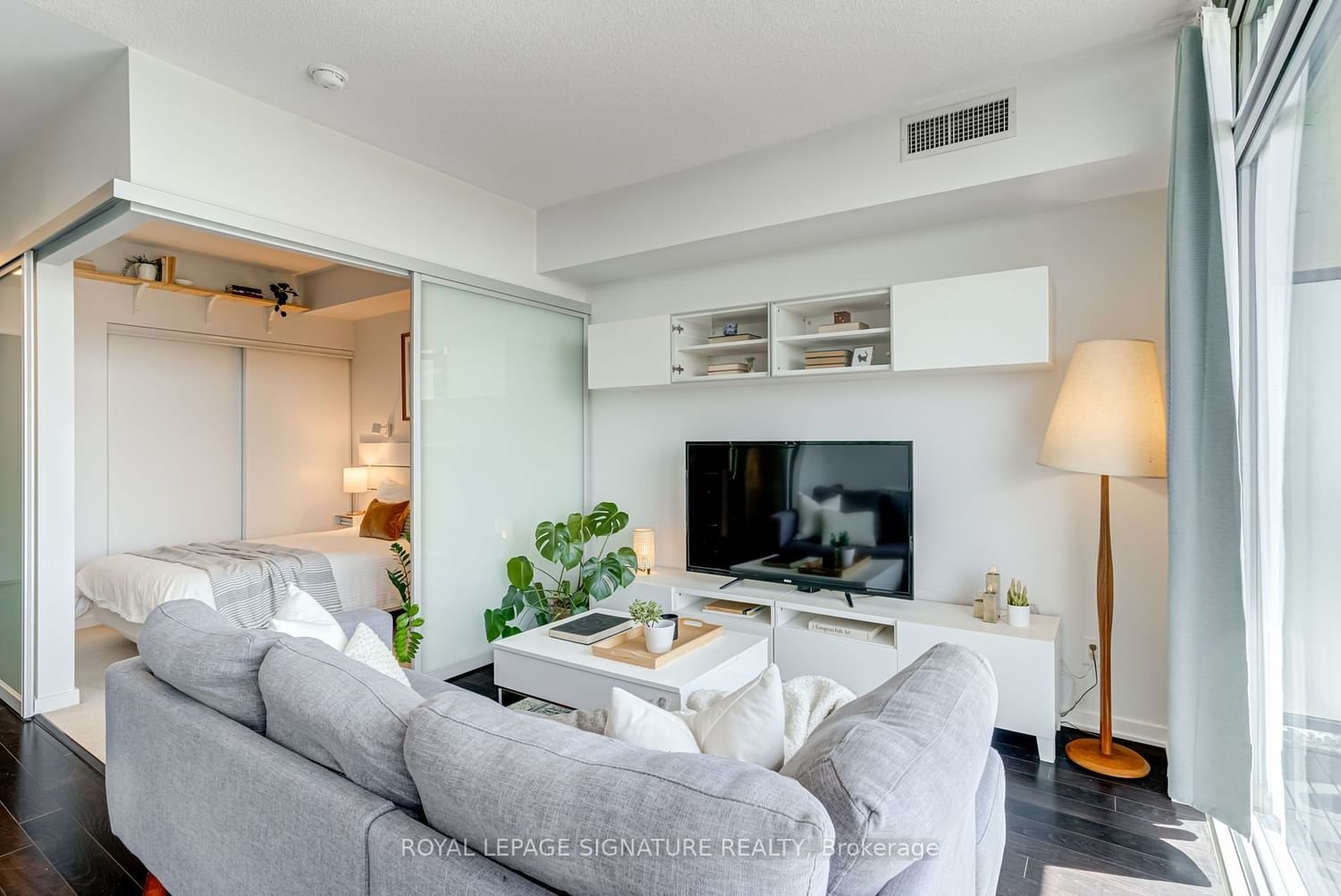 105 The Queensway Ave, unit 1706 for sale - image #7