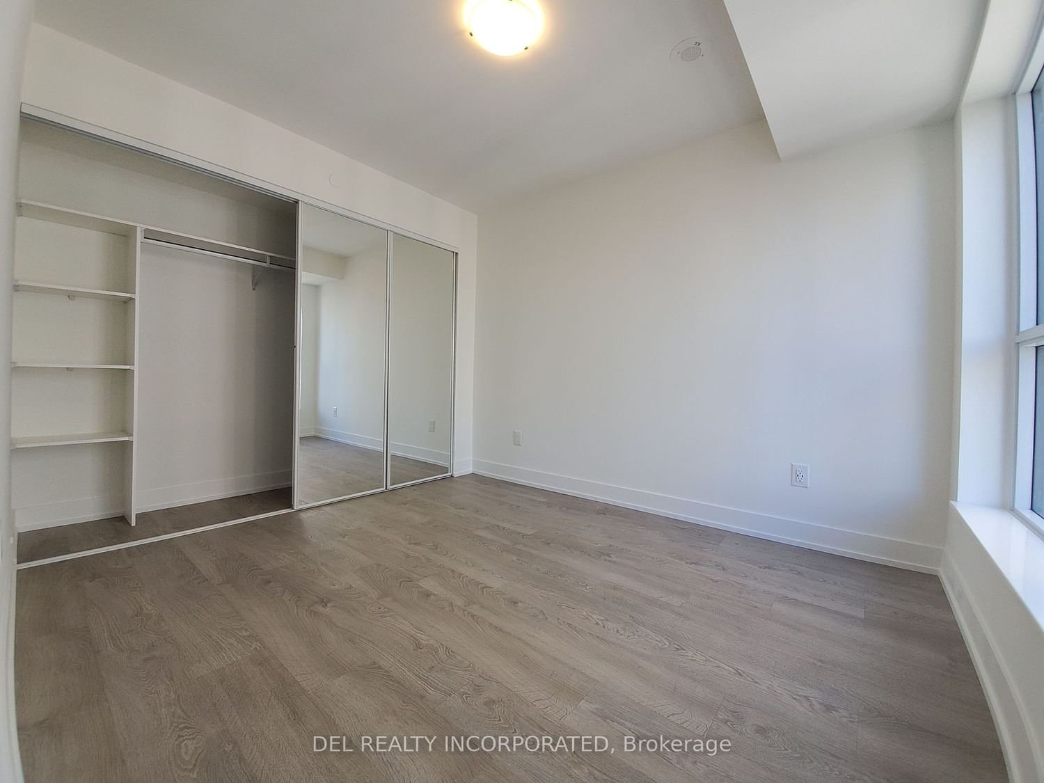 5 Mabelle Ave, unit 1831 for rent - image #4