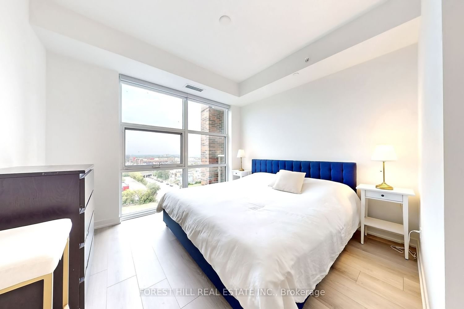 1787 St Clair Ave W, unit 1005 for rent - image #12