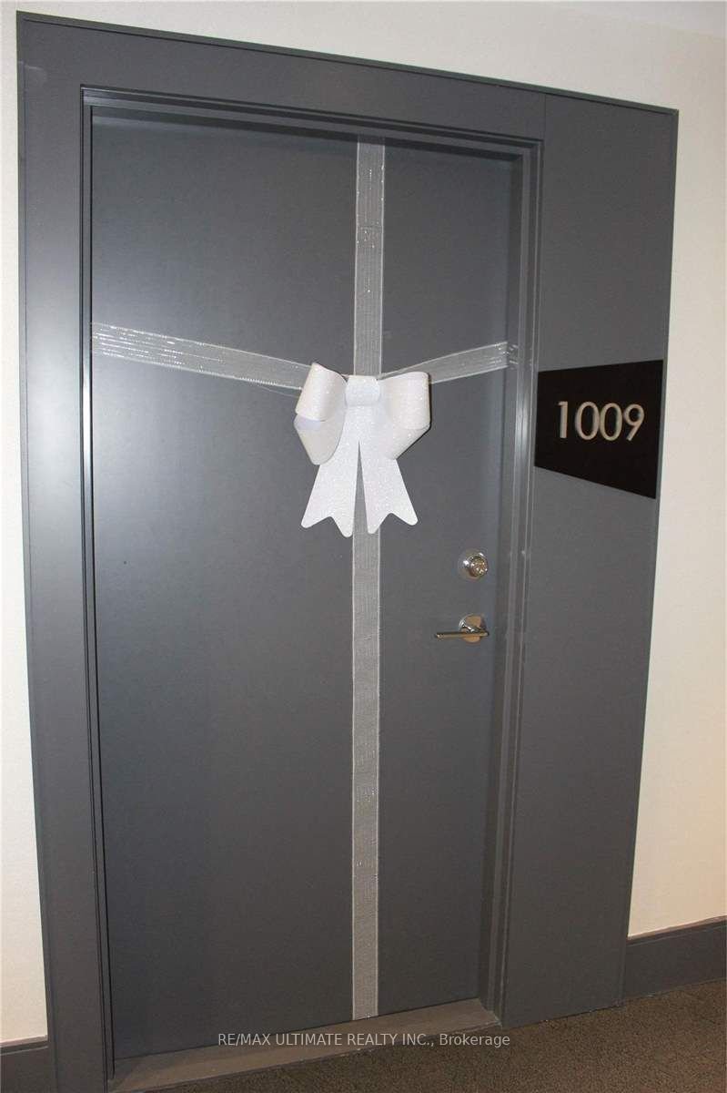 10 De Boers Dr, unit 1009 for rent - image #1