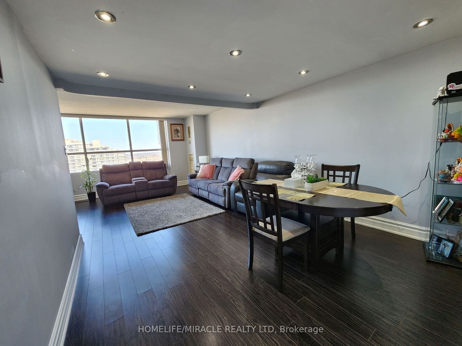 40 Panorama Crt, unit 1605 for sale - image #16