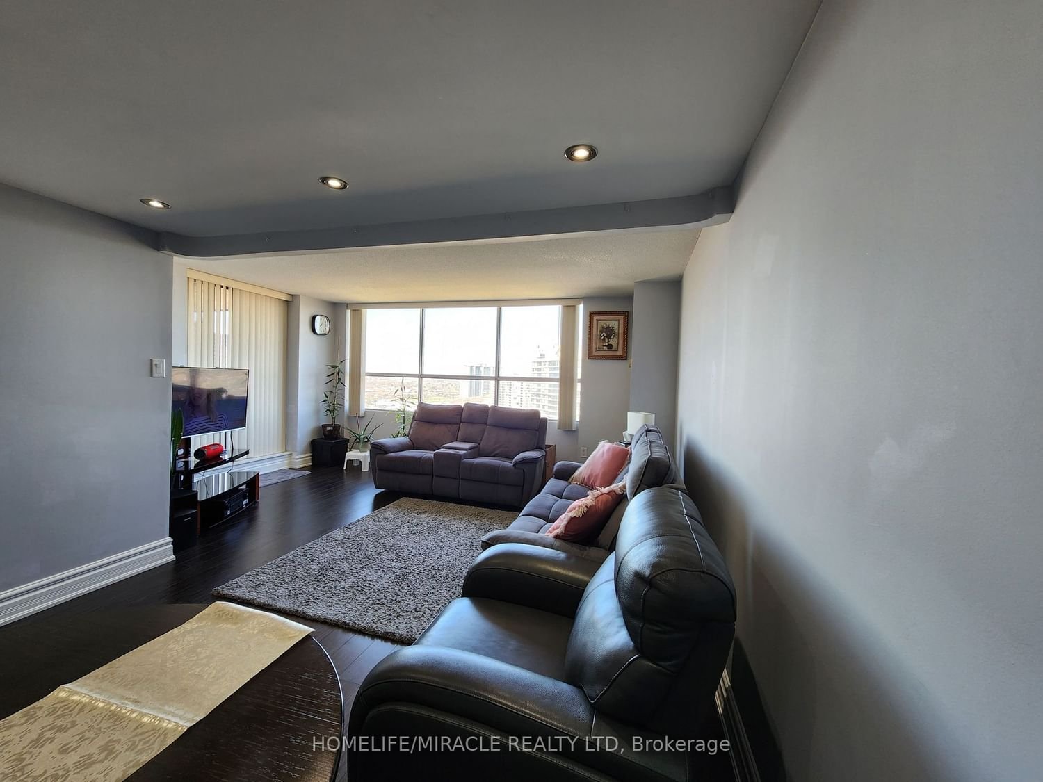 40 Panorama Crt, unit 1605 for sale - image #17