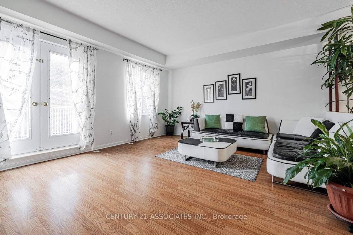 3029 Finch Ave W, unit 13 for sale - image #14