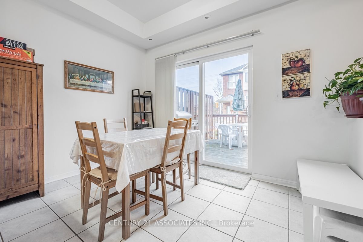 3029 Finch Ave W, unit 13 for sale - image #5