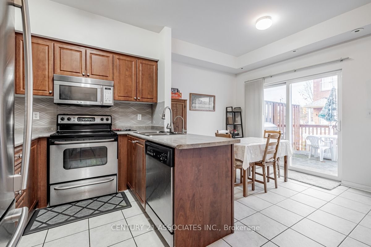 3029 Finch Ave W, unit 13 for sale - image #7