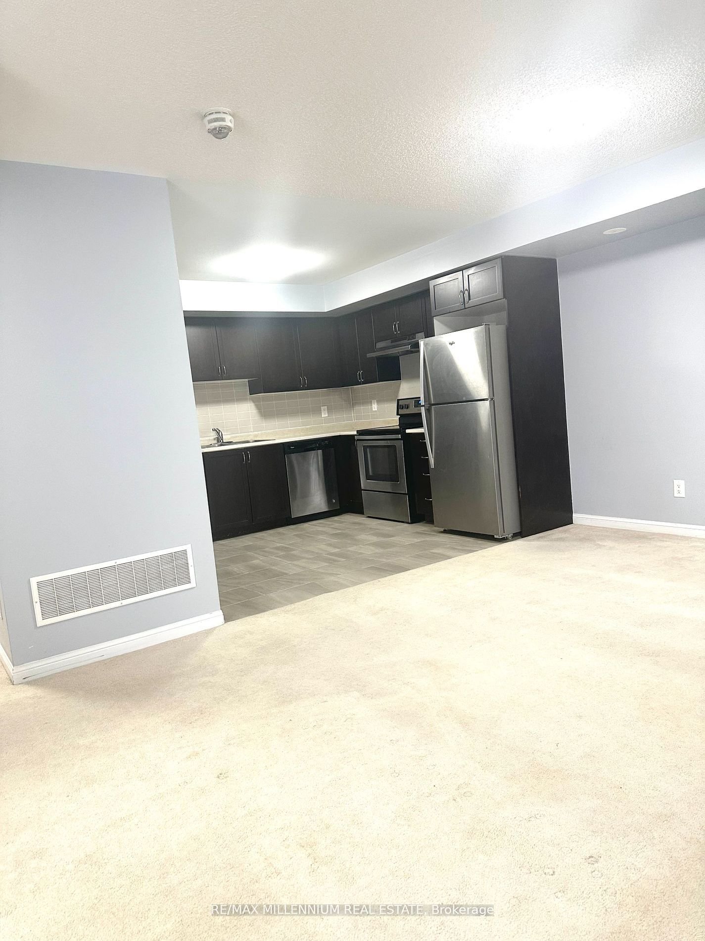 250 Sunny Meadow Blvd, unit 275 for rent - image #5