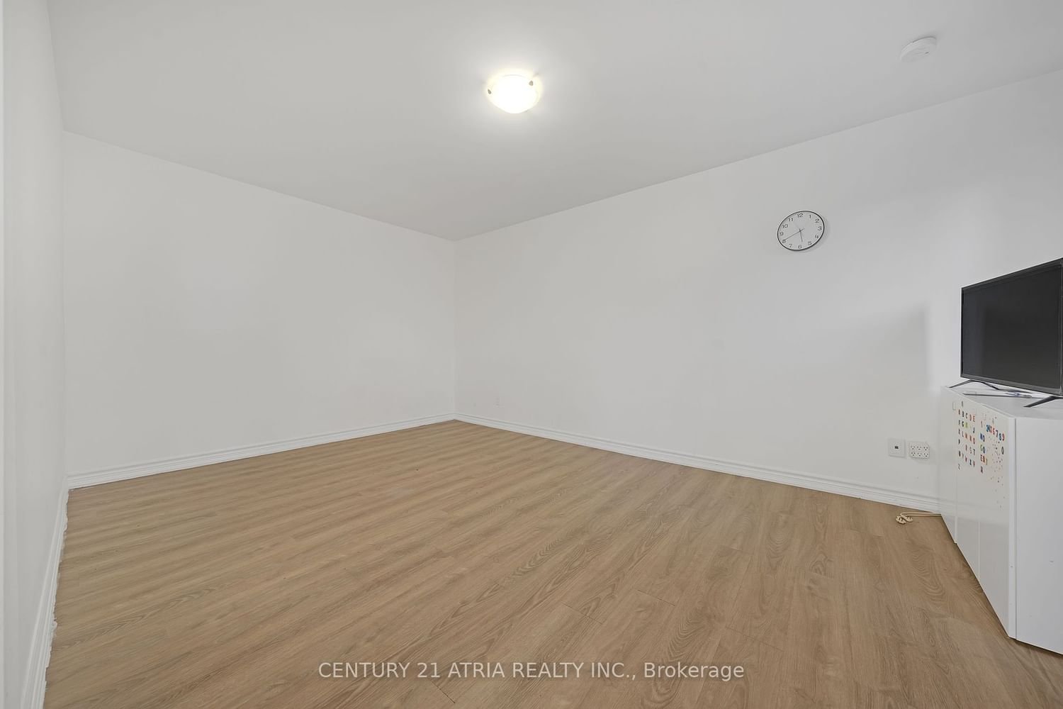 73 Driftwood Ave, unit 18 for sale - image #7