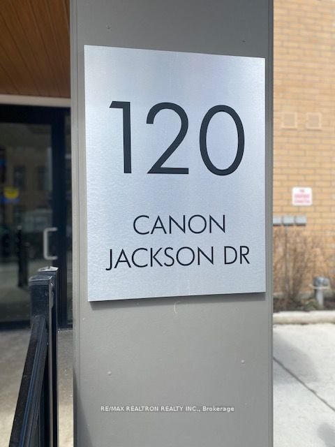120 Canon Jackson Dr, unit 102 for rent - image #2