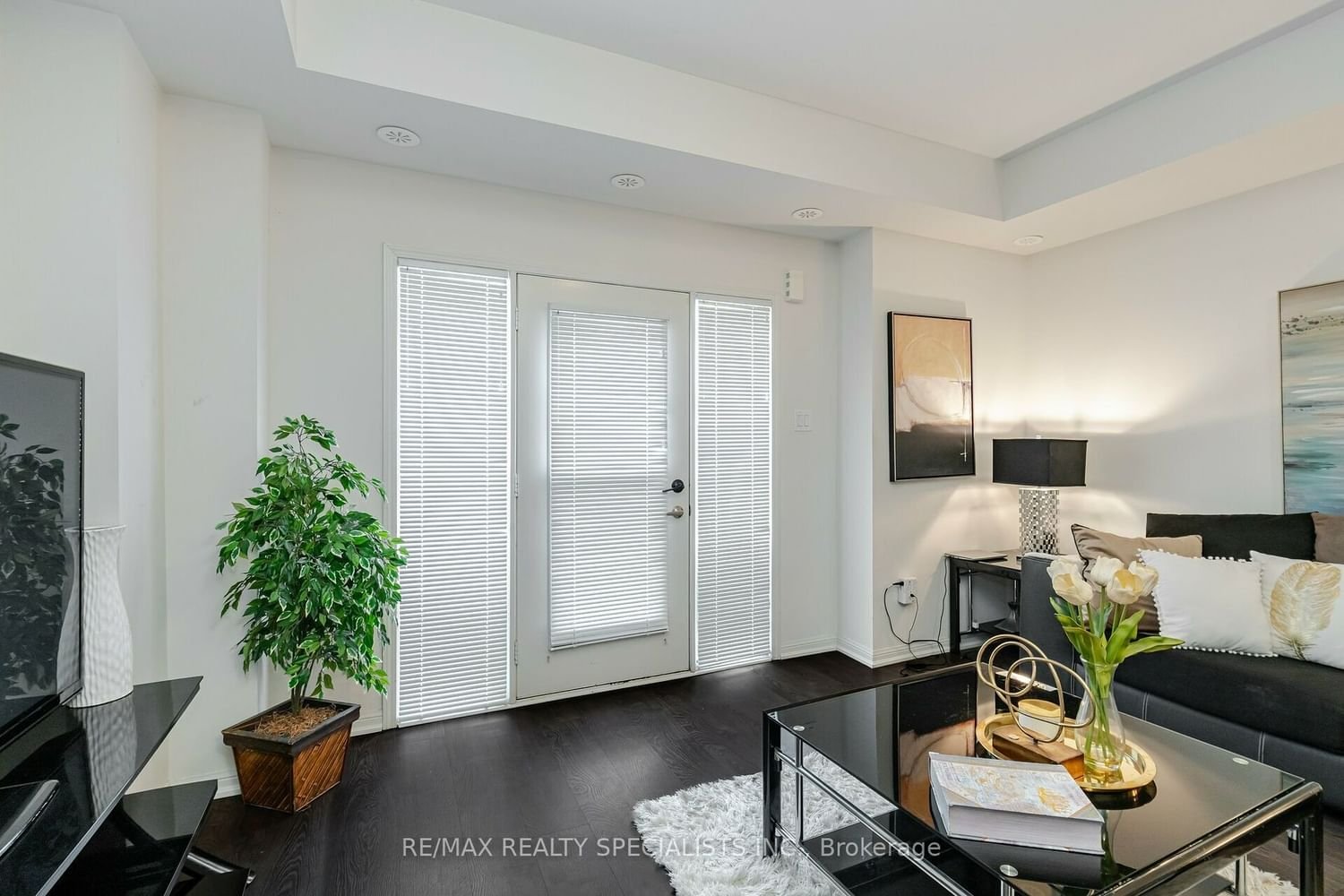 250 Sunny Meadow Blvd, unit 223 for sale - image #4