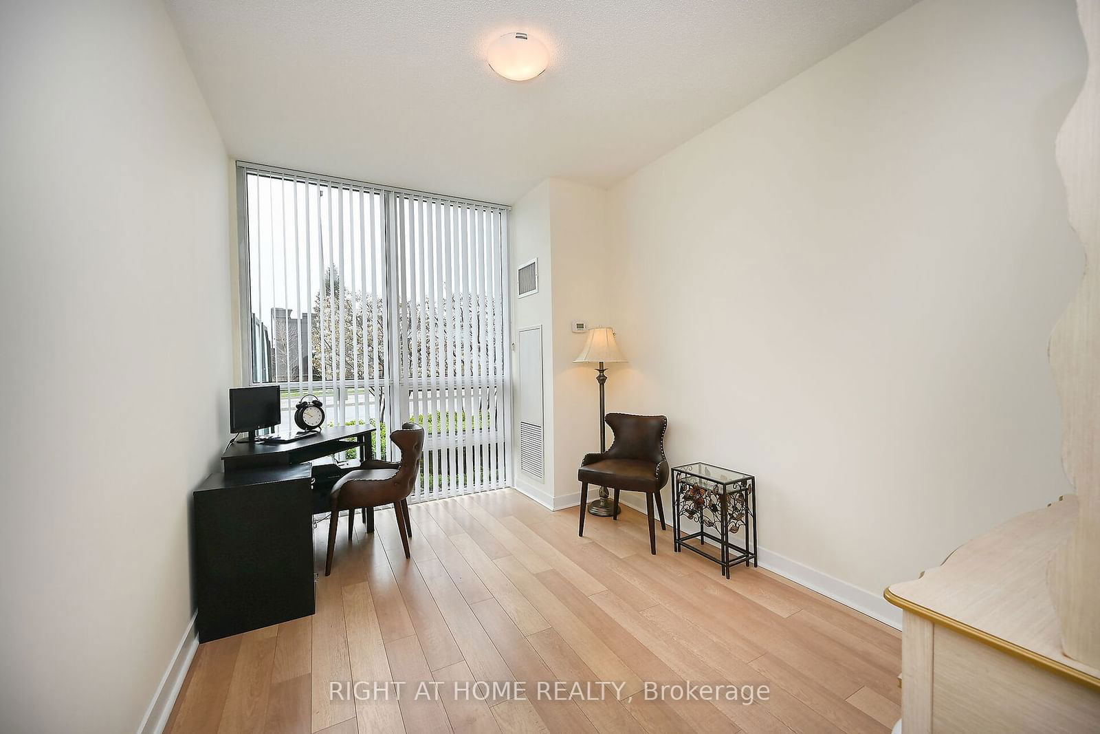 3975 Grand Park Dr, unit 109 for sale - image #24